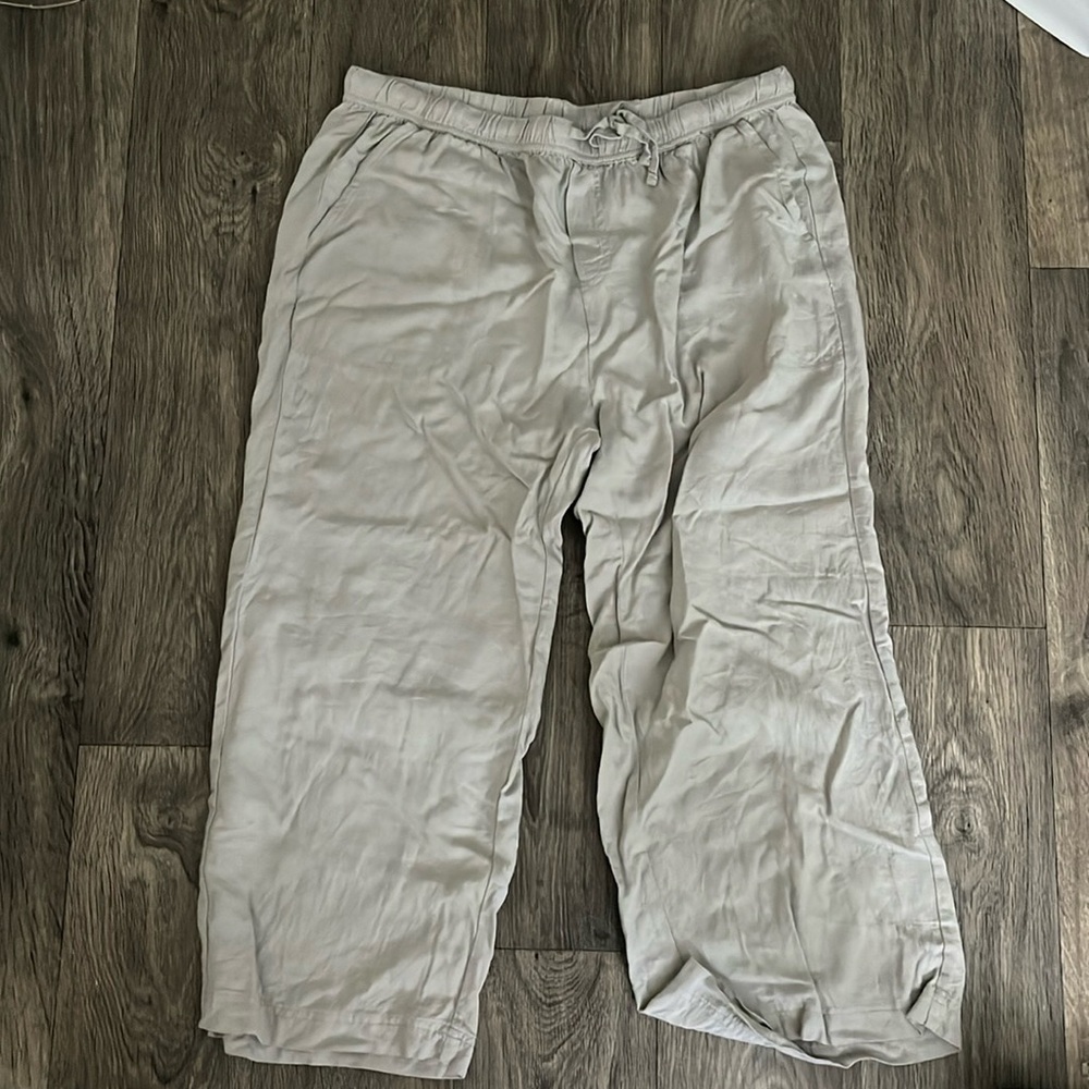 Splendid brand crop wide leg pant